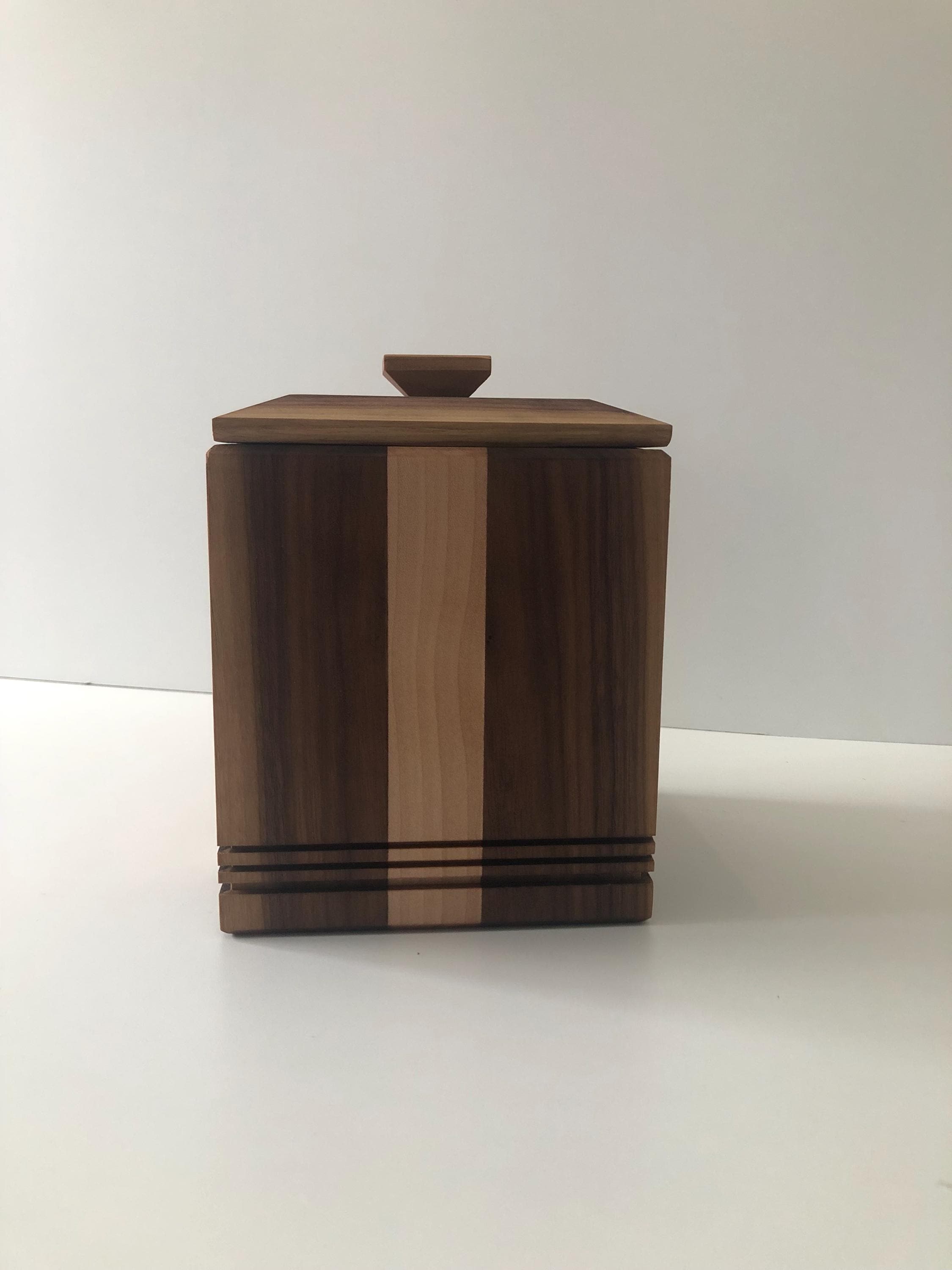 Handcrafted memorial urns. Wood, maple and walnut